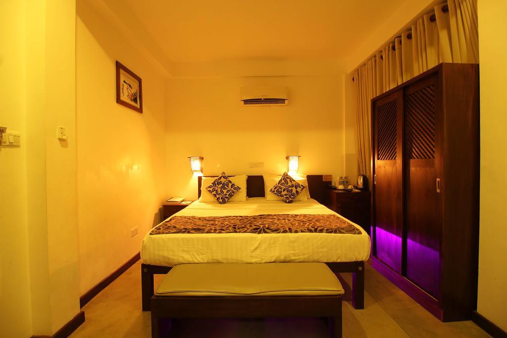Rock Fort Beach Resort Unawatuna Kültér fotó