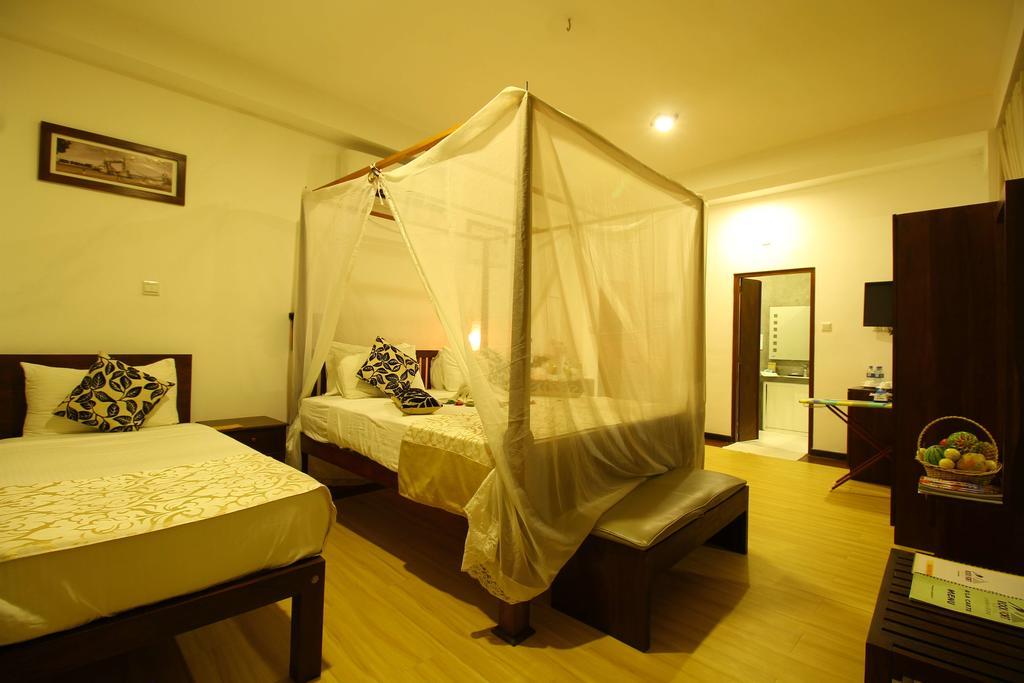 Rock Fort Beach Resort Unawatuna Kültér fotó