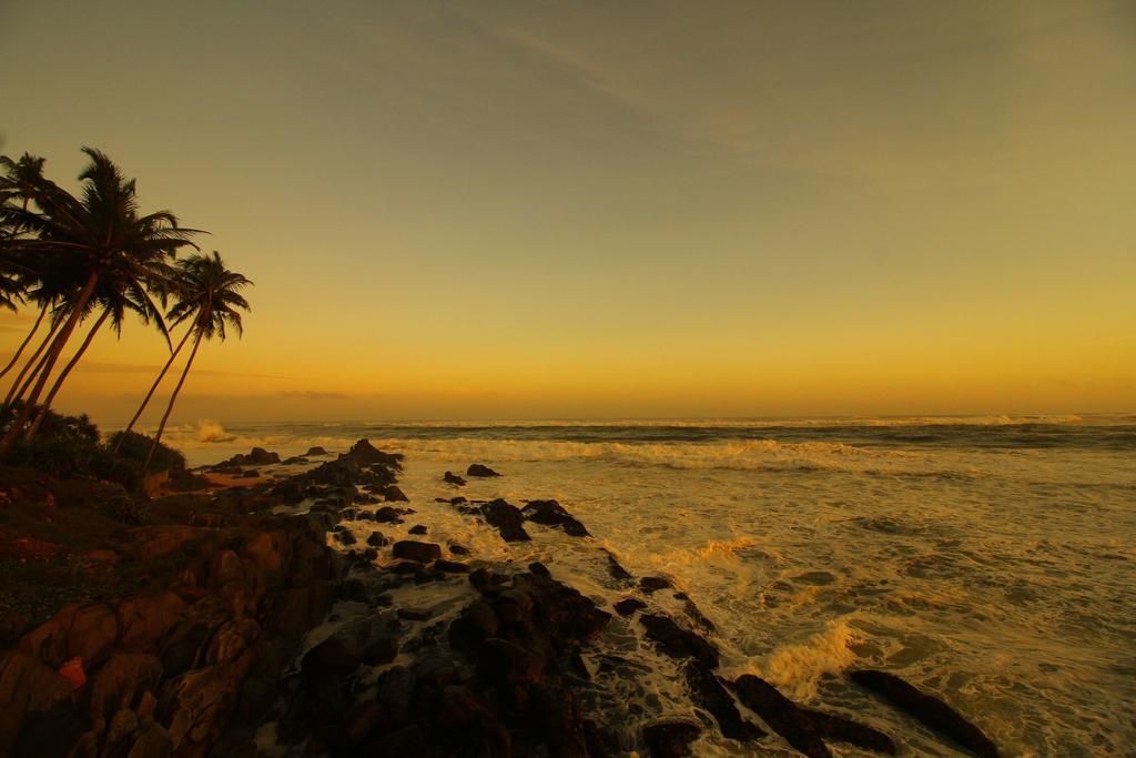 Rock Fort Beach Resort Unawatuna Kültér fotó